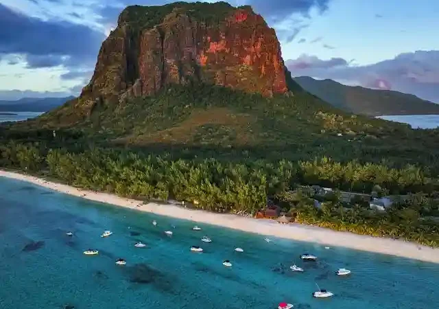 Le Morne Brabant