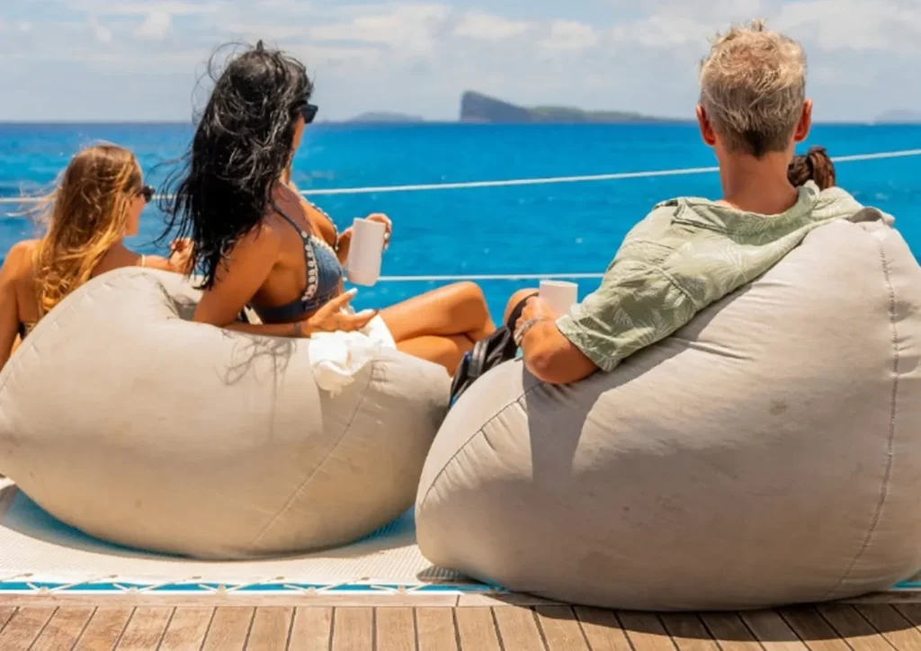 Groove boat