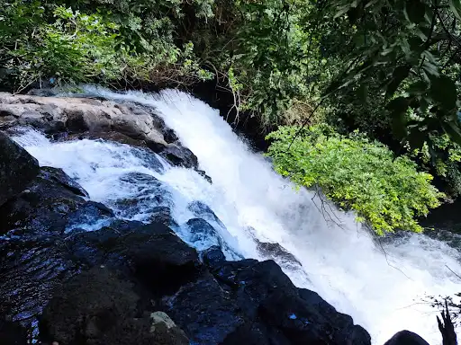 La Cascade Kaya – Cascade Beaux-Songes